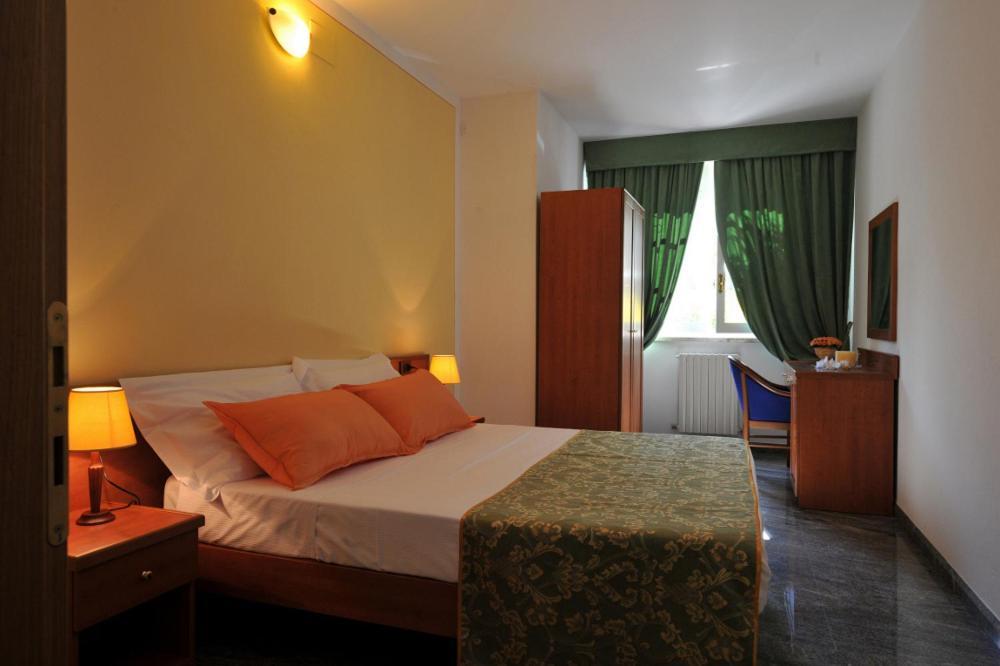 קורטונה Holiday House Aurora חדר תמונה